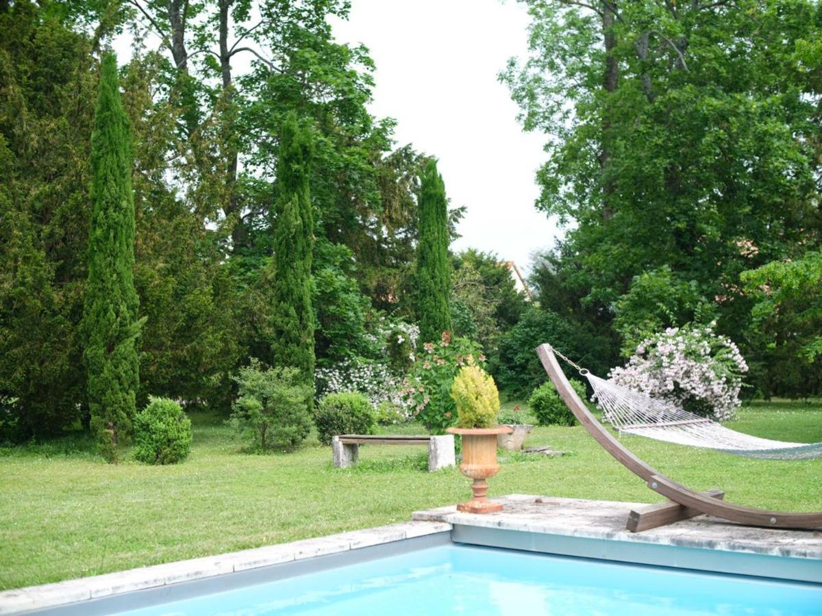 Bed and Breakfast Cote Park Гиври Экстерьер фото
