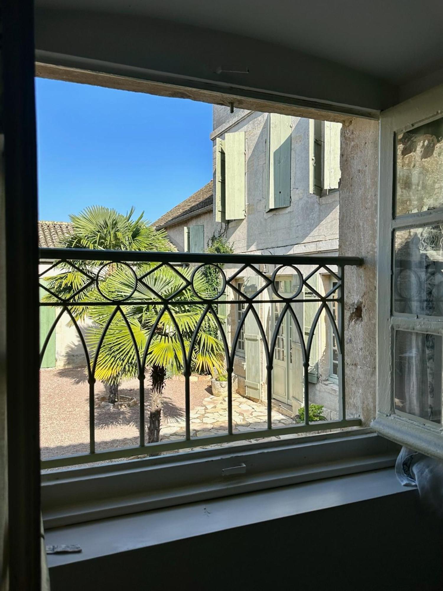 Bed and Breakfast Cote Park Гиври Экстерьер фото