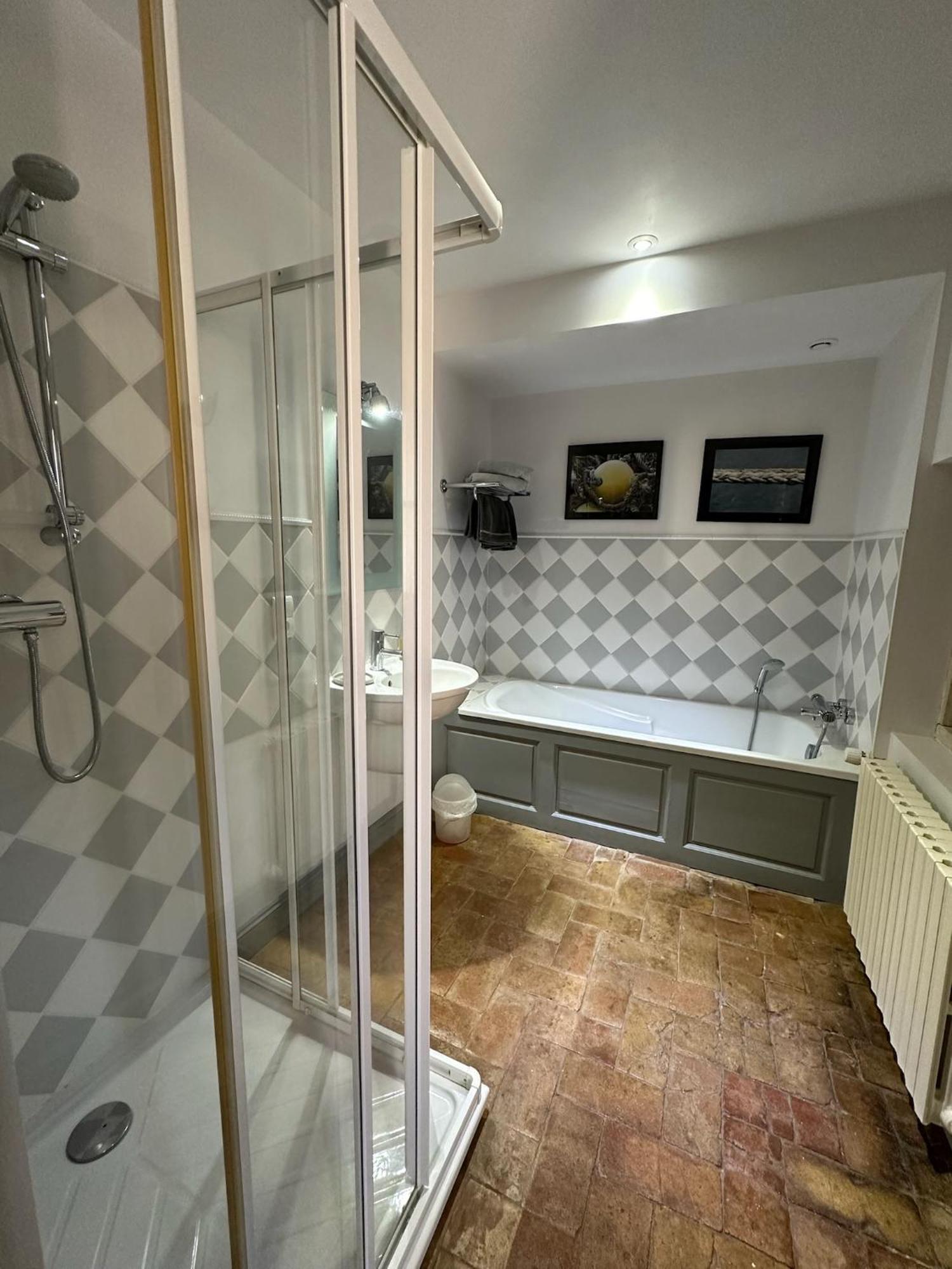 Bed and Breakfast Cote Park Гиври Экстерьер фото