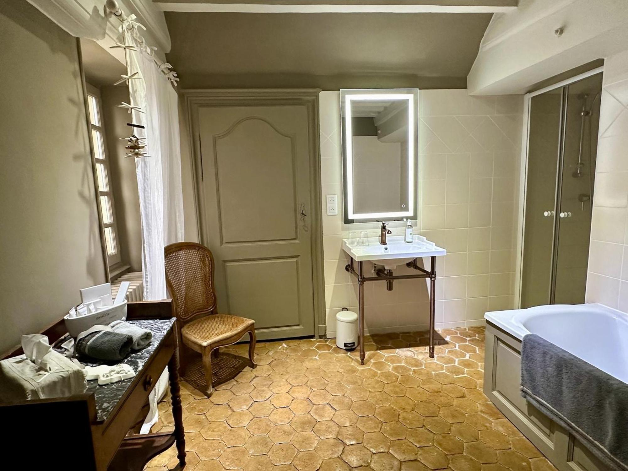 Bed and Breakfast Cote Park Гиври Экстерьер фото