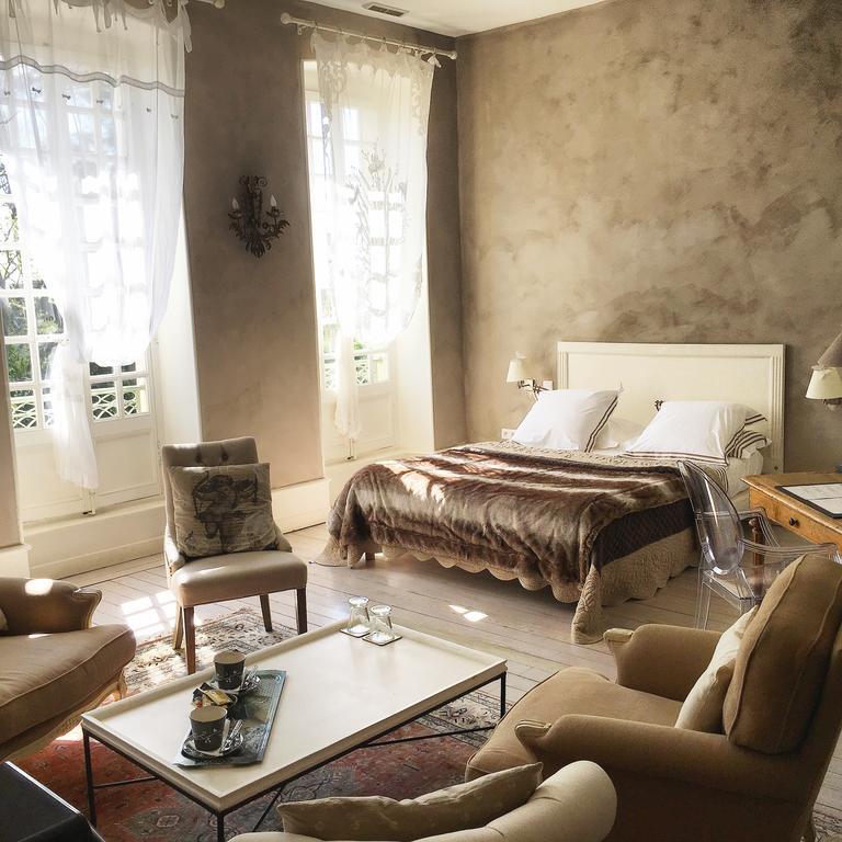 Bed and Breakfast Cote Park Гиври Экстерьер фото
